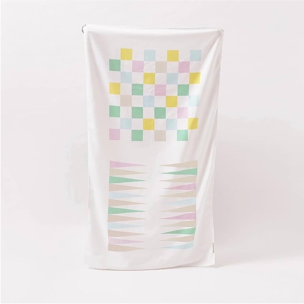 Sunnylife Summer Games Microfibre Towel
